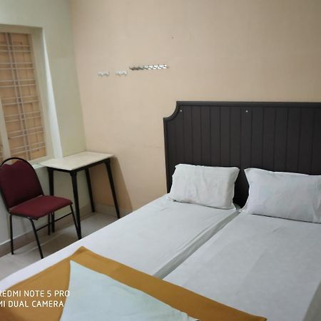 Hotel Woodlands Chottanikara Exteriér fotografie
